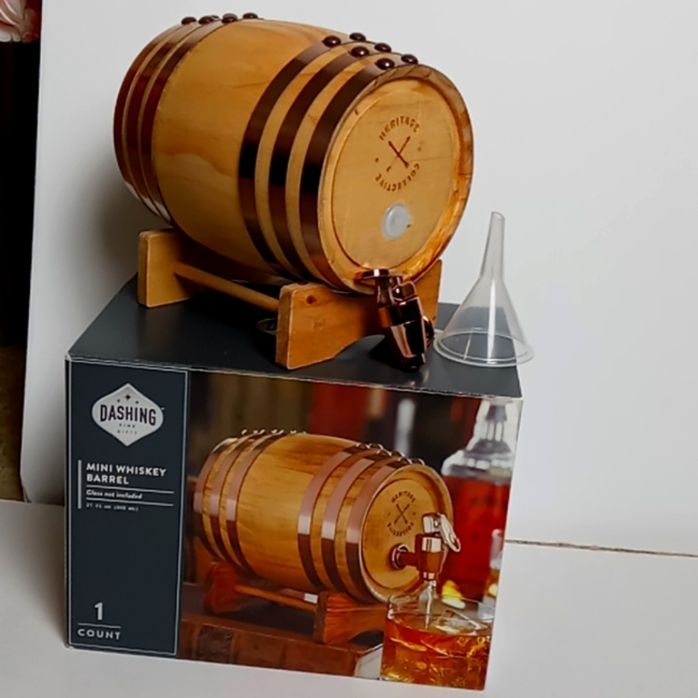 Mini Whiskey Barrel